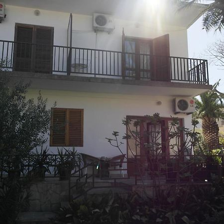 Nikica Apartamento Baška Voda Exterior foto
